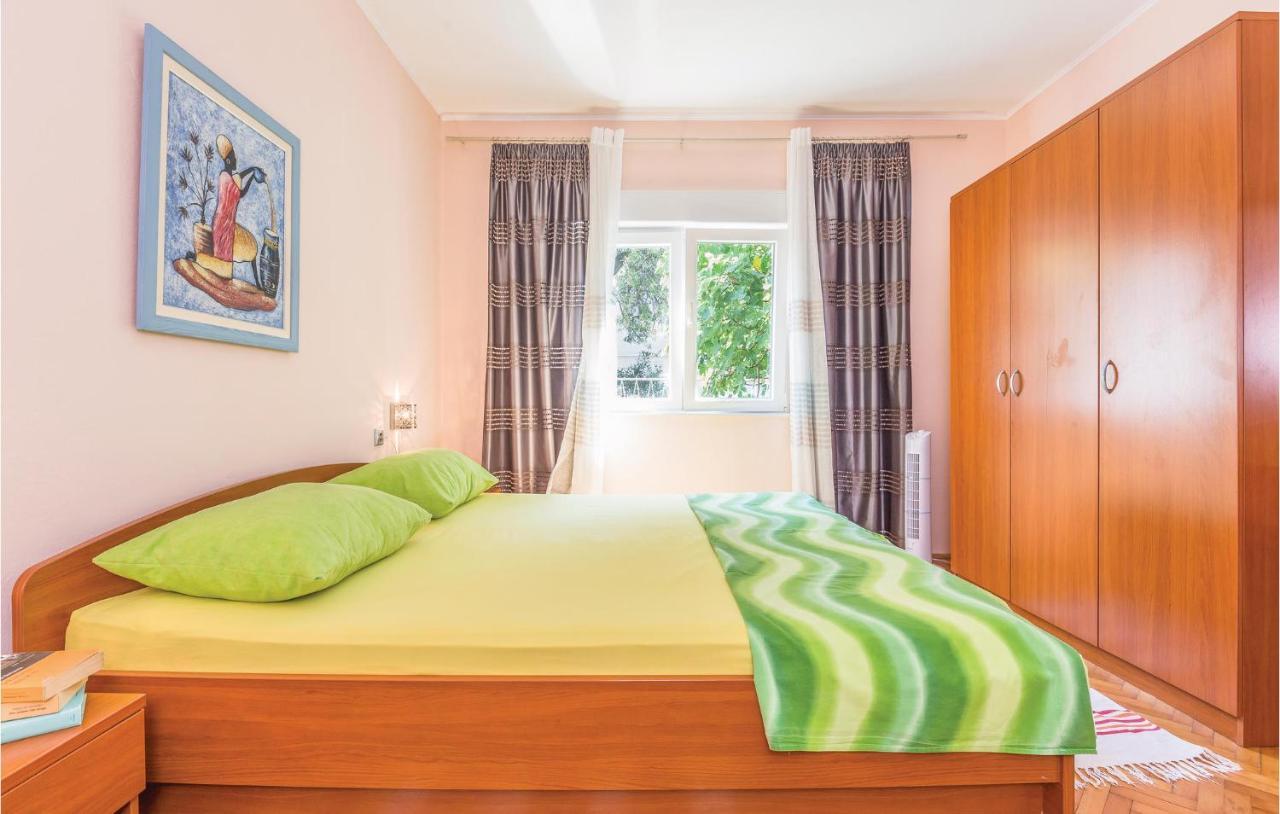 Lovely Apartment In Makarska With Wifi Exteriér fotografie