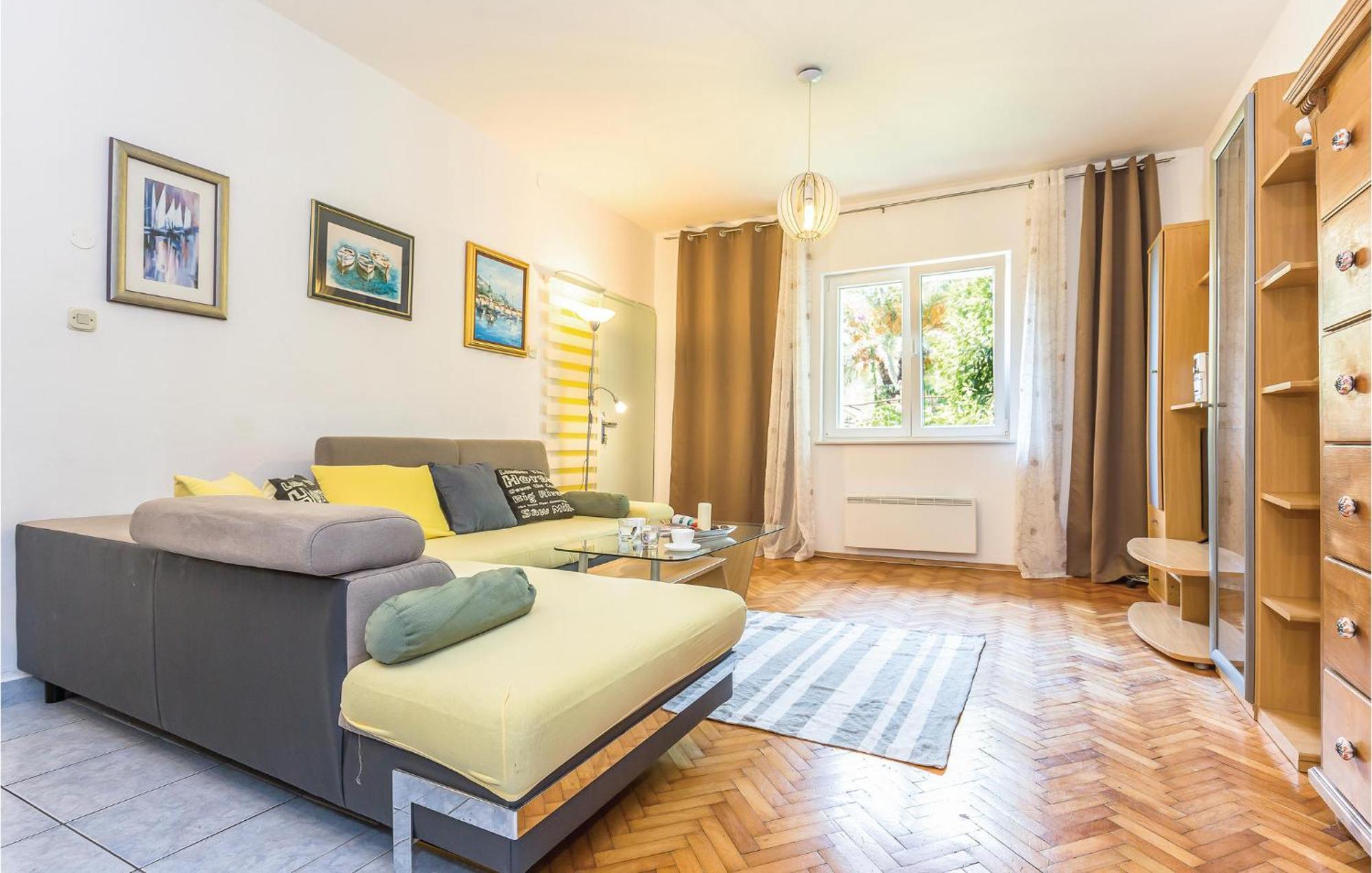 Lovely Apartment In Makarska With Wifi Exteriér fotografie