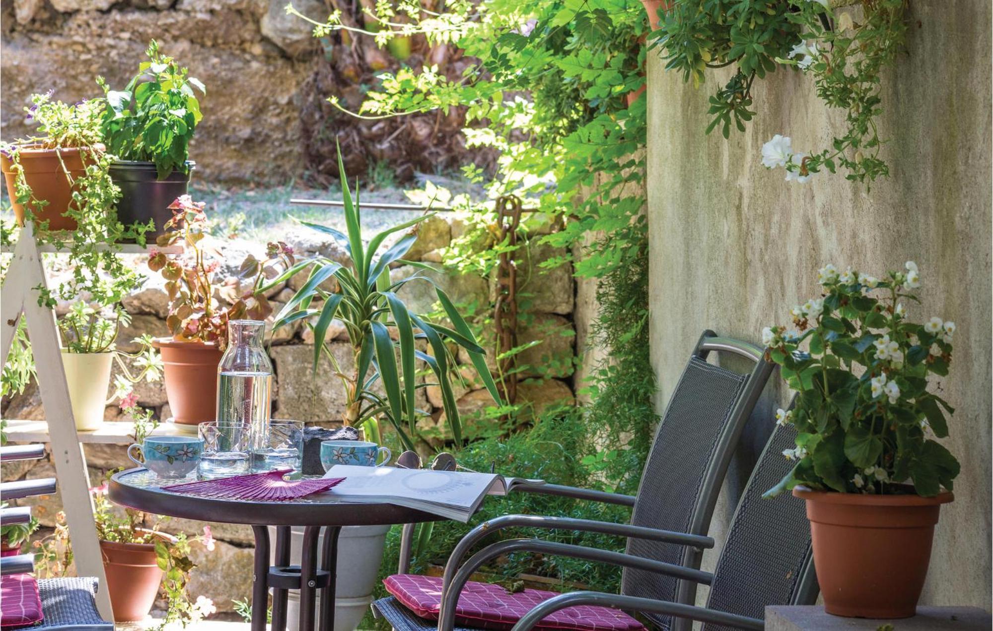 Lovely Apartment In Makarska With Wifi Exteriér fotografie